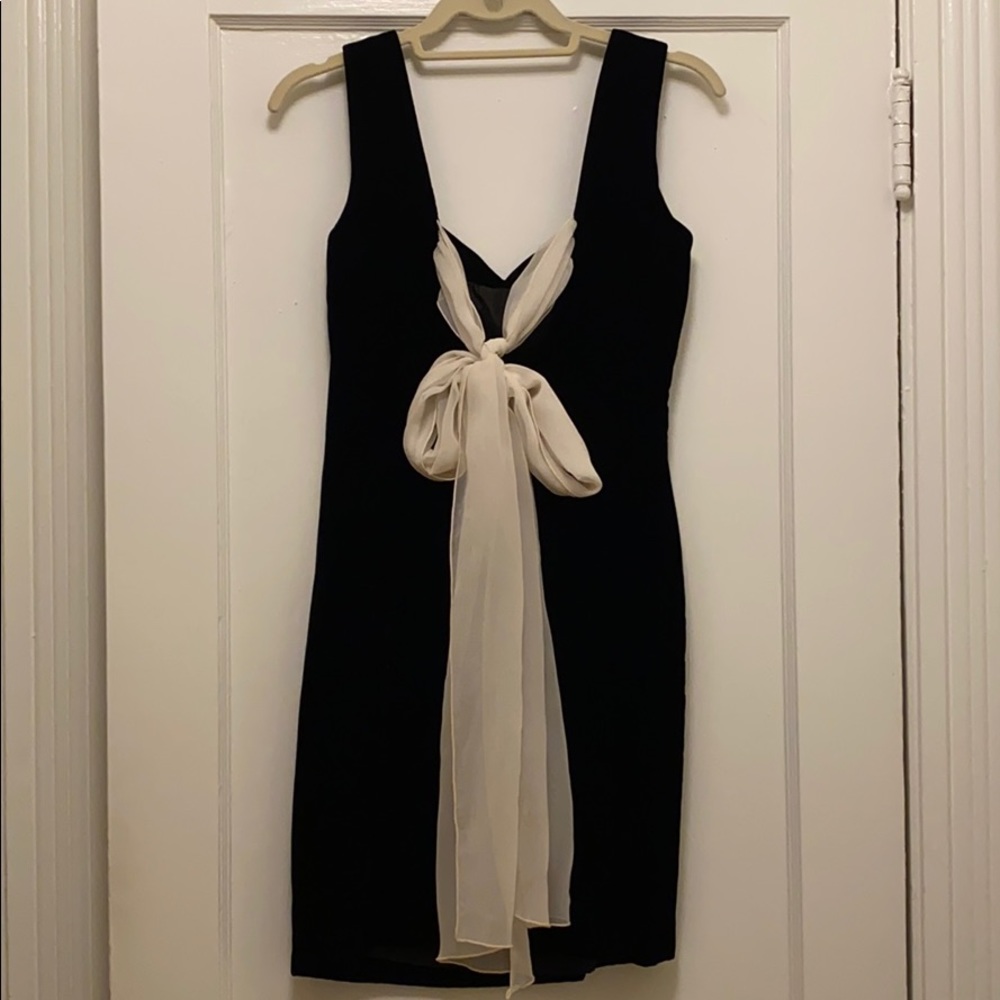Donna Ricco New York black velvet cocktail dress